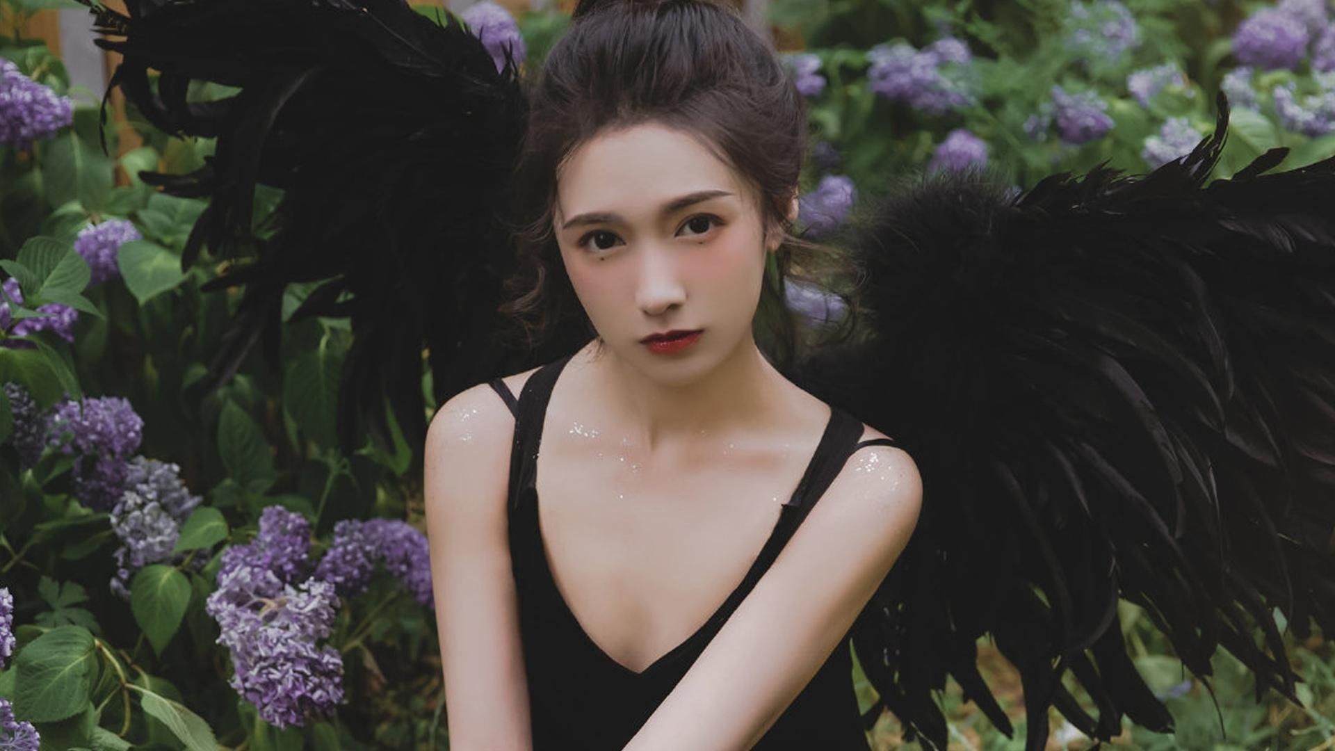 精彩的足球比赛，看谁能一路领先获胜！，精彩的足球比赛优秀作文