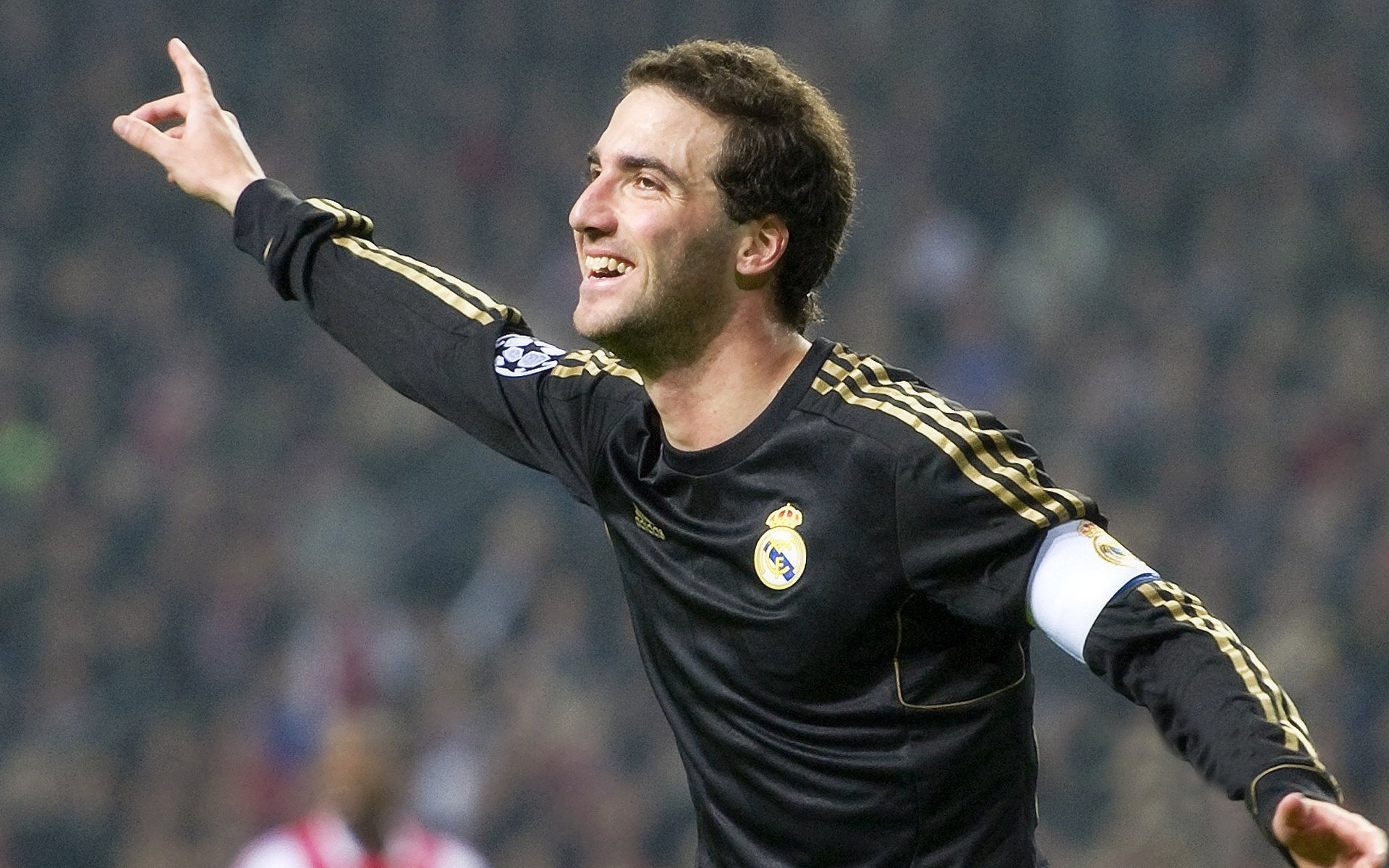 开云官方-西班牙女足在世界杯半决赛中击败瑞典晋级决赛，西班牙女足水平