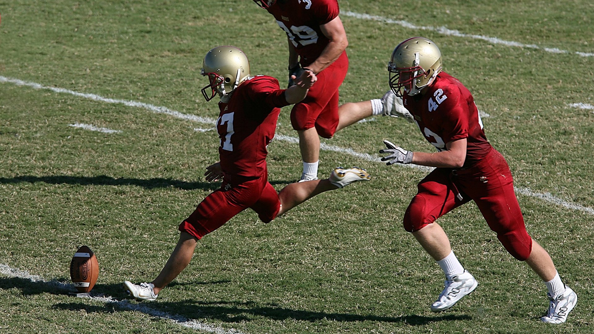逆转神话：灯泡点亮的奇迹之夜